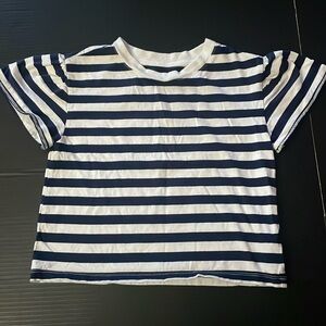 Girls T-shirt size M